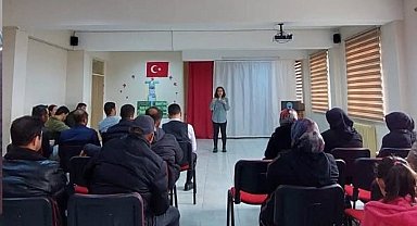 Altıntaş'ta ortaokullar mesleki eğitimle geleceğe hazırlanıyor