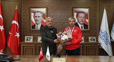 Avrupa şampiyonu milli halterci Yusuf Fehmi Genç, Ordu'da coşkuyla karşılandı