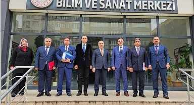 Balıkesir'de eğitim yatırımları ve planlamalar masaya yatırıldı