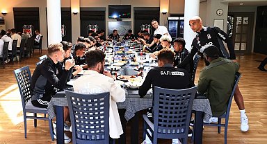 Beşiktaş Başkanı Serdal Adalı, Futbol A Takımı ile buluştu