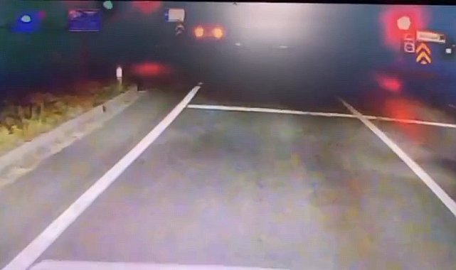 Manisa'daki ölümlü kazada kırmızı ışık ihlali kameraya yansıdı
