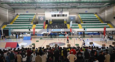 Okul Sporları İlçe Şenliklerinde görkemli final