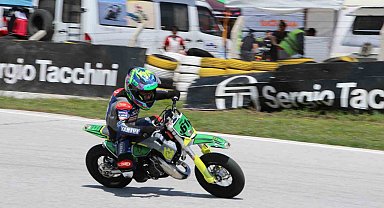 Süpermotoda yılın ilk mücadelesi başladı