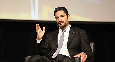Taha Akgül: "Dünya güreşinin artık kendisini yenilemesi gerekiyor"