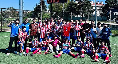 1299 Bilecik Spor, Uşak Bölmespor'a gol oldu yağdı