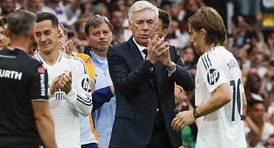 Ancelotti ve Modric, Real Madrid'e galibiyetle veda etti