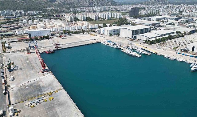 Antalya Serbest Bölgesi ticaret hacminde geçen yıla oranla yüzde 9'luk artış sağladı