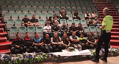 Aydın'da trafik ekiplerinden genç sürücülere ders