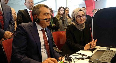 Bakan Tekin çağrı karşıladı: "Bayram tatili uzatılmayacak"