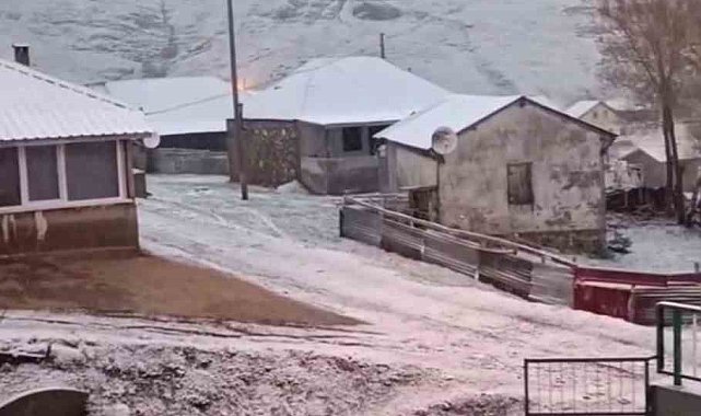 Balahor Yaylası'nda Mayıs ayında kar süprizi