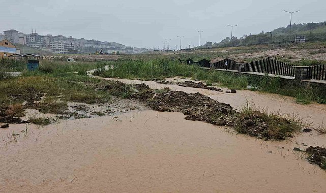 Bandırma sağanakla yüzleşti, Malta Deresi projesi gündeme geldi