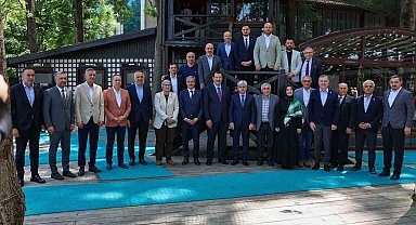 Başkan Alemdar: "Sakarya şehrin takımını hak ettiği yerlere taşıyacak güce de kabiliyete de sahiptir"