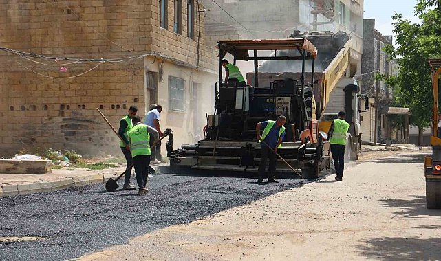 Başkan Bilecen, asfalt çalışmalarını yerinde inceledi