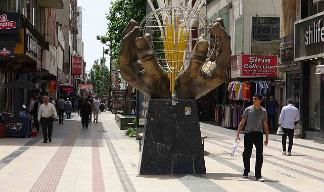 Batman'da esnaftan 'Terörsüz Türkiye' sürecine destek: "Huzur ve güven ortamı ekonomiyi de canlandıracak"