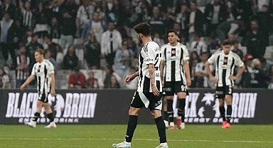 Beşiktaş son iç saha maçından mağlubiyetle ayrıldı