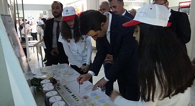 Bilim Fuarı'nda öğrencilerin hazırladığı projeler ilgi gördü