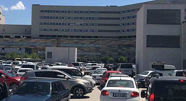 Bursa Şehir Hastanesi'nin otopark sorunu çözülemiyor