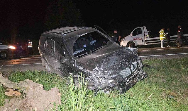 Bursa'da feci kaza... Otomobil ile cip çarpıştı: 3 ölü, 1 yaralı