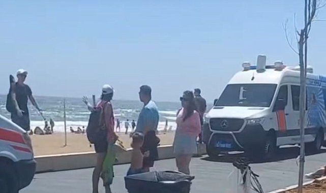 Dalgalı denize giren genç boğularak hayatını kaybetti