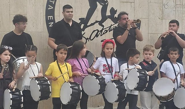Davullu zurnalı okuma bayramı