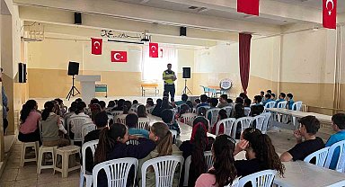 Didim ve Bozdoğan'da öğrencilere trafik kuralları anlatıldı