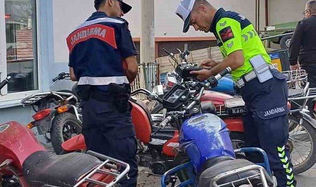 Eğirdir'de motosiklet denetimlerinde iki sürücüye 3 bin 160 TL para cezası