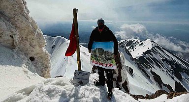 Elazığlı sporcu Erciyes Dağı'na tırmandı