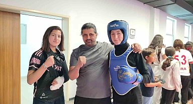 Elazığlı sporcular madalyaları topladı