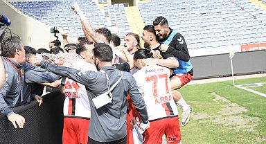 Eskişehirspor, 3. Lig'e yükseldi