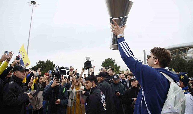 Euroleague şampiyonu Fenerbahçe, İstanbul'a döndü