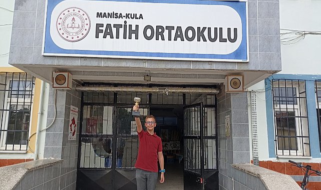 Fatih Ortaokulu öğrencisinden bursluluk sınavında tam puan