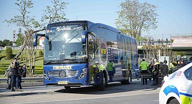 Fenerbahçe, derbi için stada geldi