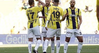 Fenerbahçe, evinde kazanarak sezonu bitirdi