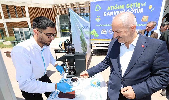 Gebze Belediyesi'nden 'Atığını Getir Kahveni Götür'
