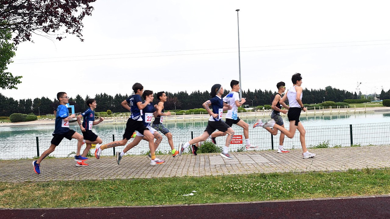 Genç sporcuların duatlon heyecanı