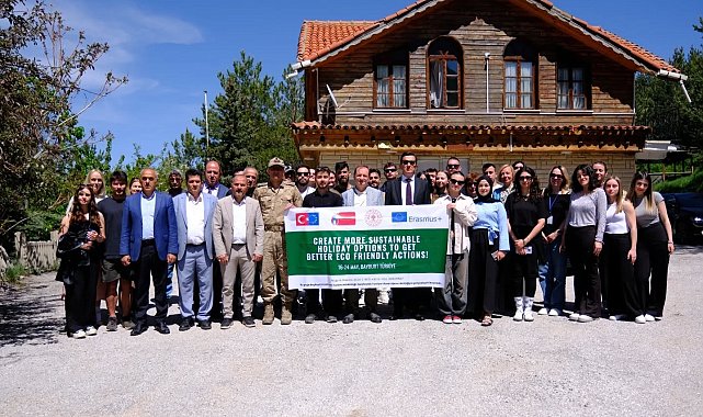 Gençlik çalışanları Bayburt'ta eko turizmi konuşuyor