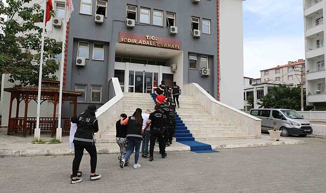 Iğdır'da çeşitli suçlardan gözaltına alınan 12 şüpheli adliyeye sevk edildi