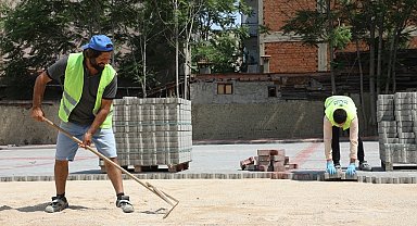 İnegöl Belediyesi'nden ücretsiz otopark alanı