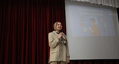 İnegöl'deki öğrencilere "Dijital Güvenlik" semineri