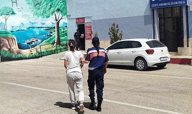 Isparta'da 'nitelikli yağma' suçundan 8 yıl hapis cezası bulunan şahıs yakalandı