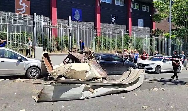 İstanbul Valiliğinden Bağcılar'daki patlamaya ilişkin açıklama: "Buhar kazanının patlaması sonucu 1 şahıs yaralandı"