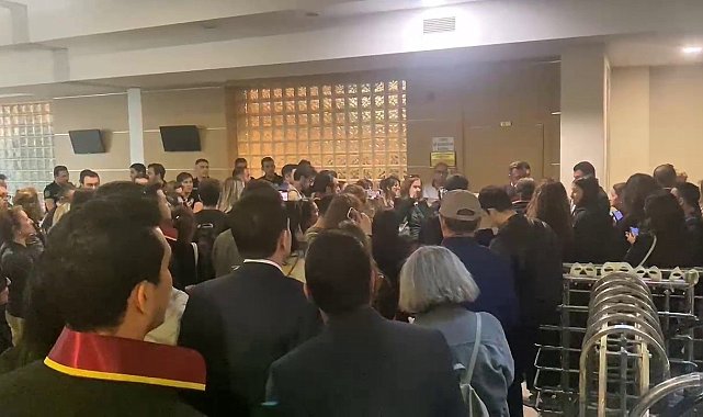 Kadıköy'de 'suç içerikli pankart' davasında 3 sanık tahliye edildi