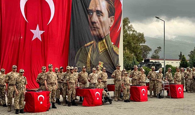 Kamuflaj giyen engelli gençler yemin etti