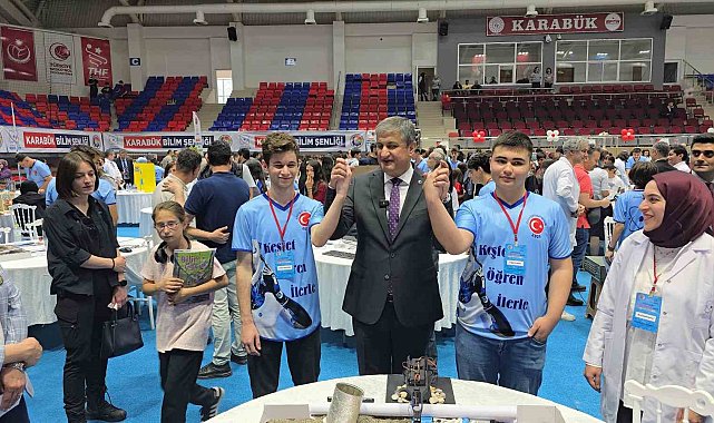 Karabük'te 200 öğrenci 65 projeyle yeteneklerini sergiledi