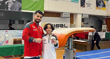 Kayserili jimnastikçiler Macaristan'da kürsüye çıktı
