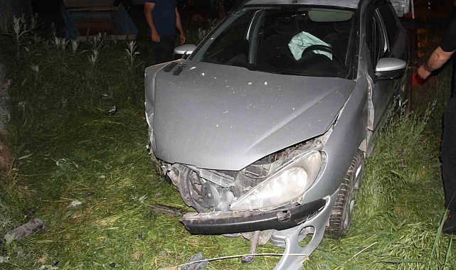 Konya'da elektrikli golf aracı ile otomobil çarpıştı: 3 yaralı