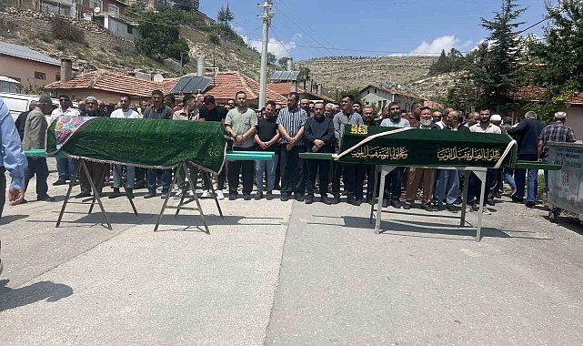 Konya'da ev yangınında hayatını kaybeden yaşlı çifte veda