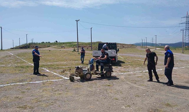 Kurban satış alanında çizgiler çekildi