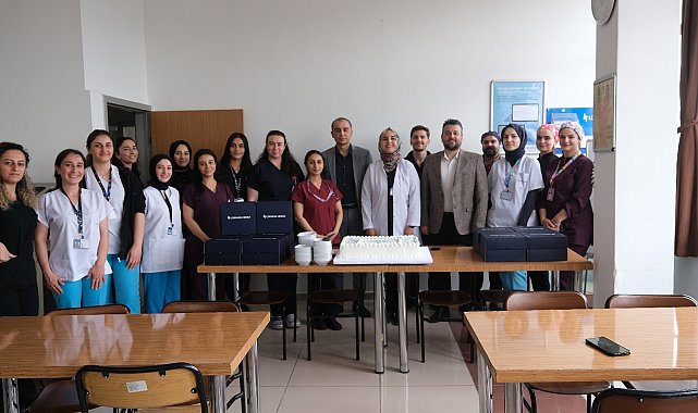 Lokman Hekim Hastanesinde Hemşireler Günü kutlaması