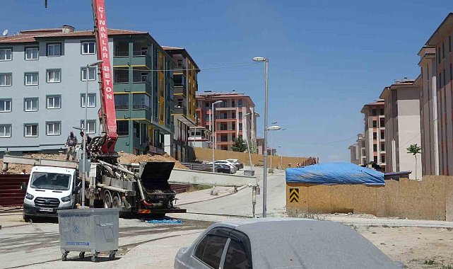 Malatya'da inşaat alanındaki çukura düşen işçi yaralandı